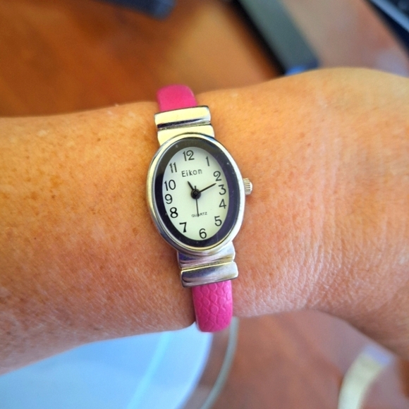 Eikon Accessories - EIKON WOMENS CUFF WATCH
